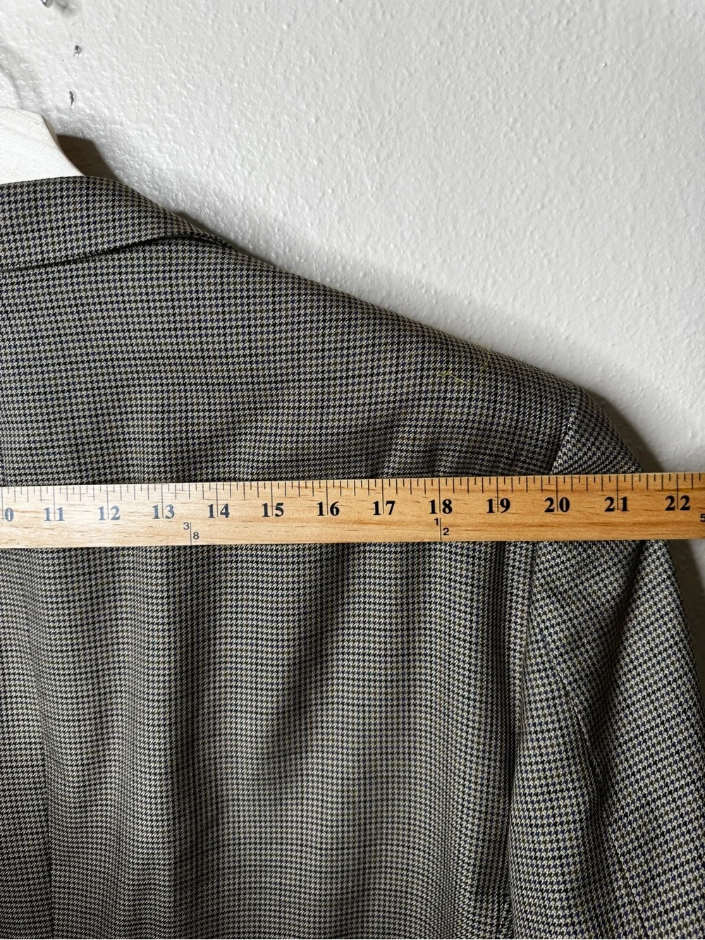 Jos A Bank Signature Gold Mens 46 Short Blazer Brown Silk Wool Houndstooth